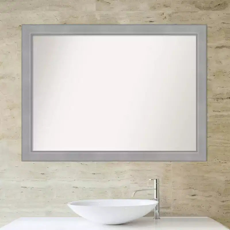 Specchio da parete per bagno Amanti Art con cornice non smussata Vista spazzolata nickel, 42" x 31": Rettangolare, Cornice in polistirene, Montaggio a parete